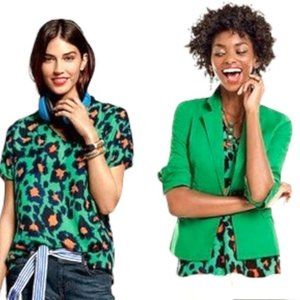 Cabi Rita Top Green and Orange Animal Print Popover – Size Medium. GUC